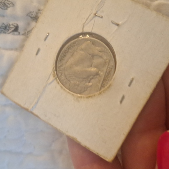 VINTAGE BUFFALO NICKEL 1937 . - Picture 2 of 2